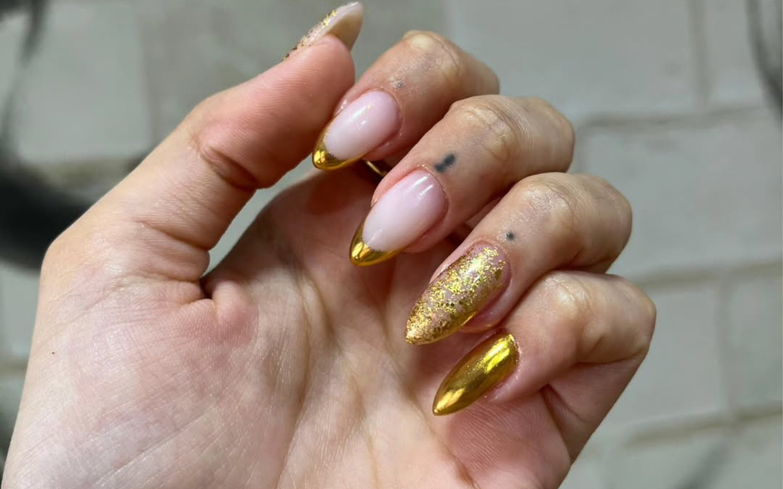 İzmir Alsancak’ta Tırnak Güçlendirme Uygulaması